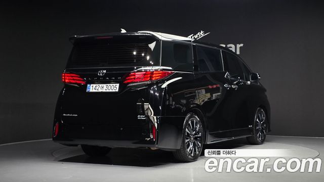 Toyota Alphard 2.5 HEV Executive AWD — пробег 6 242 км — фото 2 из 5