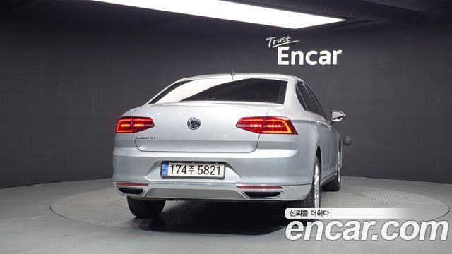 Volkswagen Passat из Кореи Encar