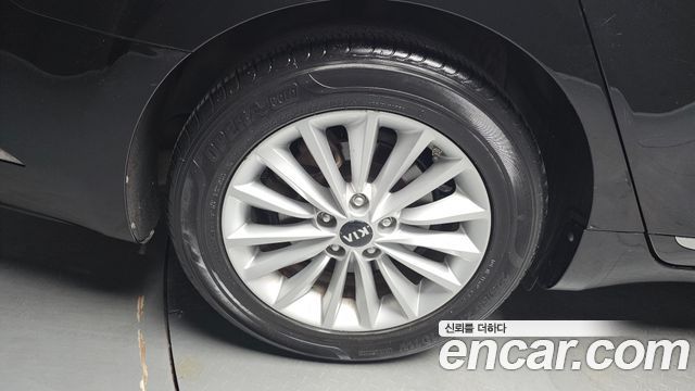 Kia K7 из Кореи Encar