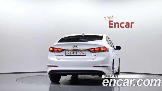 Hyundai AVANTE из Кореи Encar