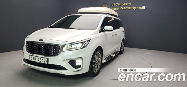 Kia Carnival 7-Seater Limousine VIP — пробег 103 798 км — фото 3 из 5