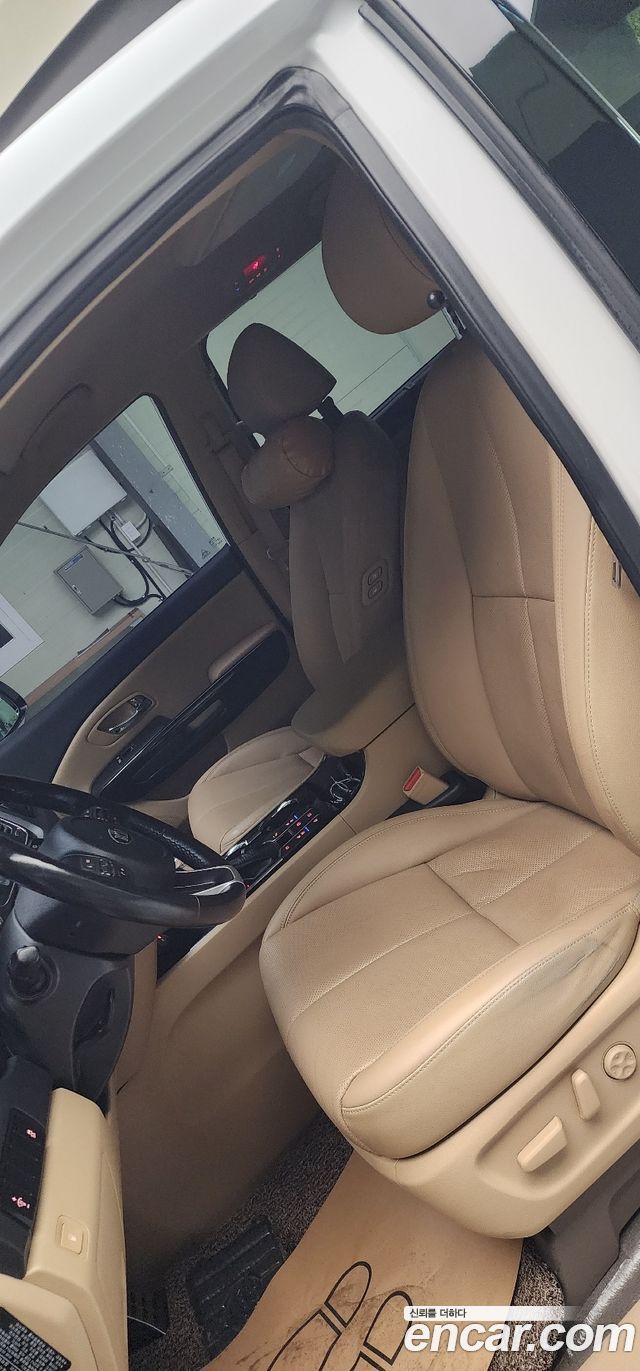 Kia Carnival 7-Seater Limousine VIP — пробег 103 798 км — фото 5 из 5