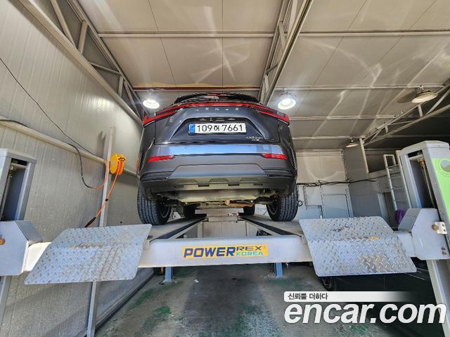 Lexus NX Premium — пробег 23 890 км — фото 2 из 2