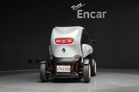Renault (Samsung) Twizy Life(2-Seater) — пробег 16 713 км — фото 4 из 5
