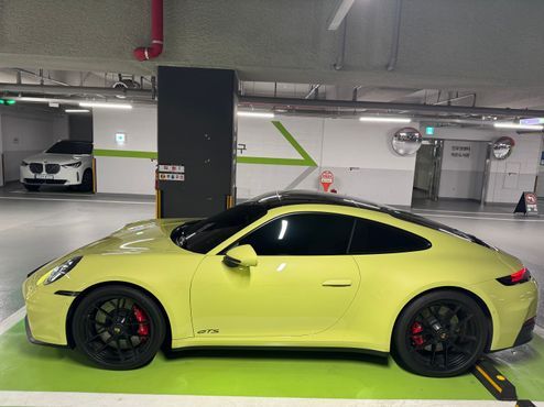 Porsche 911 Carrera 4 GTS — пробег 4 430 км — фото 3 из 5
