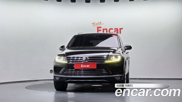 Volkswagen Touareg V6 3.0 TDI Bluemotion Premium 7P5 — пробег 142 933 км — фото 3 из 5