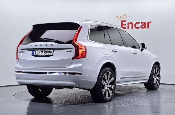 Volvo XC90 B6 Ultimate Bright — пробег 26 081 км — фото 2 из 5