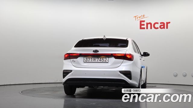 Kia K3 из Кореи Encar