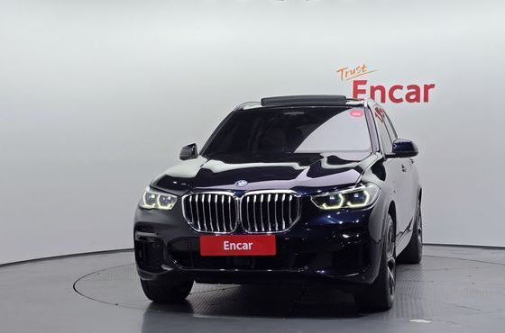BMW X5 xDrive 45e M Sport — пробег 91 460 км — фото 3 из 5