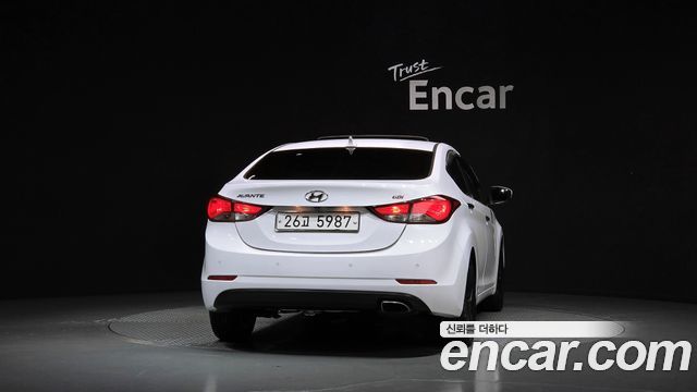 Hyundai AVANTE из Кореи Encar