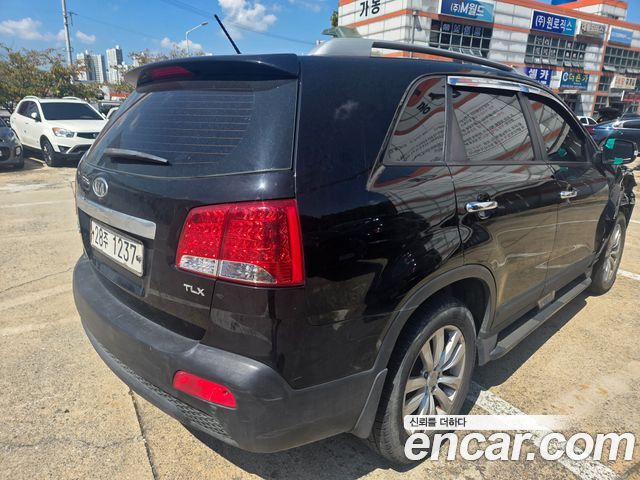 Kia Sorento Diesel 2.0 2WD TLX High-Deluxe — пробег 175 000 км — фото 5 из 5