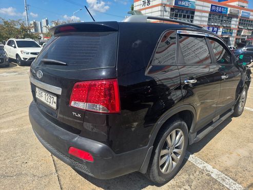 Kia Sorento Diesel 2.0 2WD TLX High-Deluxe — пробег 175 000 км — фото 5 из 5