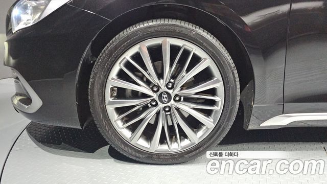 Hyundai Grandeur из Кореи Encar