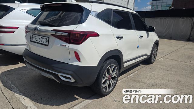 Kia Seltos из Кореи Encar