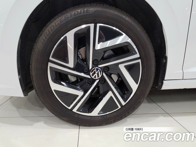 Volkswagen Jetta 1.5 TSI Prestige — пробег 11 776 км — фото 5 из 5
