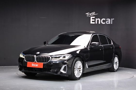 BMW 5-Series 530e Luxury — пробег 151 090 км — фото 1 из 5