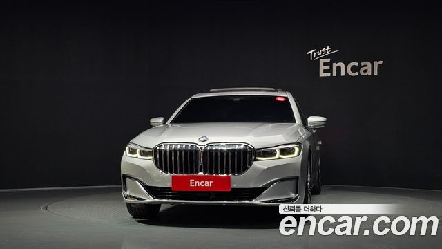 BMW 7-Series 750Li xDrive Design Pure Excellence — пробег 82 753 км — фото 3 из 5
