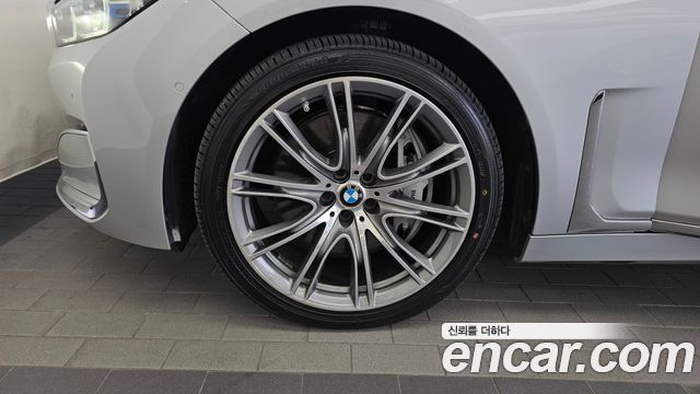 BMW 7-Series 750Li xDrive Design Pure Excellence — пробег 82 753 км — фото 5 из 5