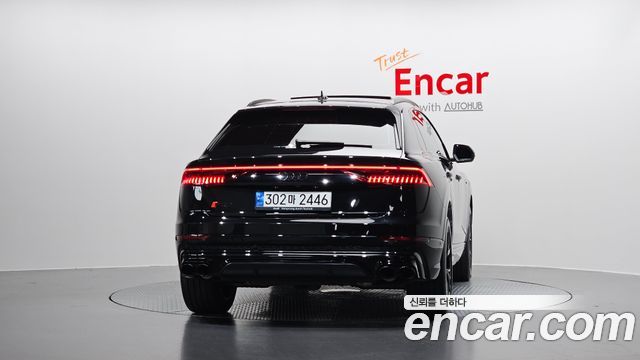 Audi Q8 55 TFSI Quattro Premium — пробег 33 206 км — фото 4 из 5