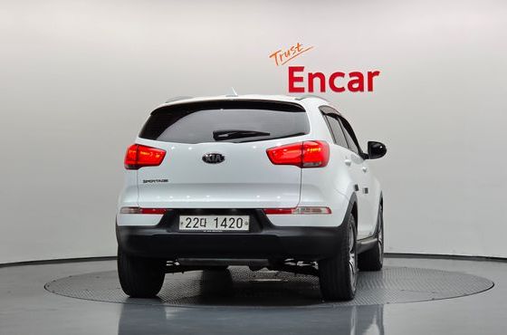 Kia Sportage Diesel 2WD W Special — пробег 139 365 км — фото 4 из 5