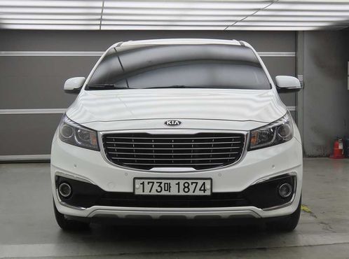 Kia Carnival 9-seater Luxury — пробег 181 000 км — фото 2 из 5