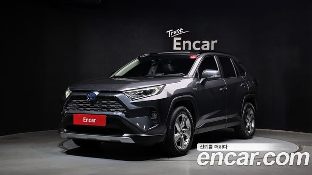 Toyota RAV4 2.5 4WD Hybrid — пробег 40 847 км — фото 1 из 5