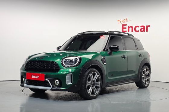 Mini Countryman ALL4 Classic 2nd — пробег 28 632 км — фото 1 из 5