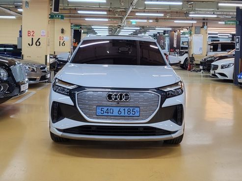Audi Q4 e-tron 40 — пробег 47 250 км — фото 3 из 5