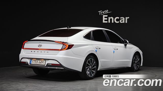 Hyundai Sonata Premium Family — пробег 103 389 км — фото 2 из 5