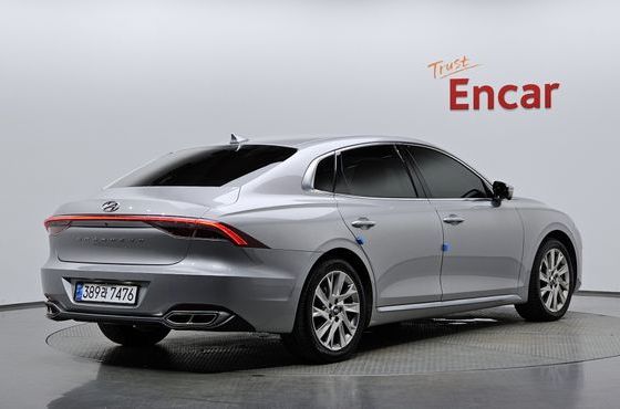 Hyundai Grandeur Calligraphy — пробег 182 650 км — фото 2 из 5