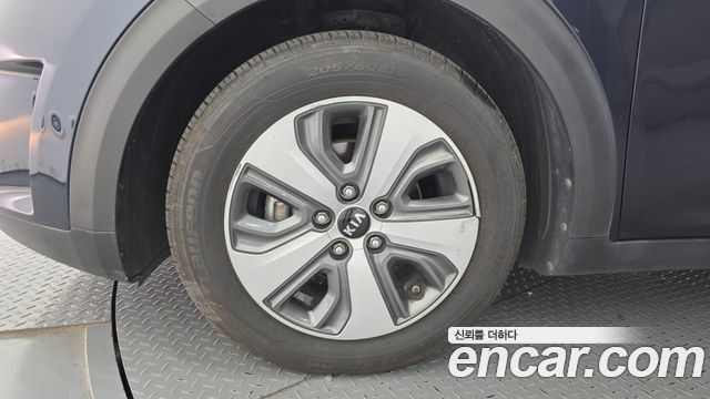 Kia Niro из Кореи Encar