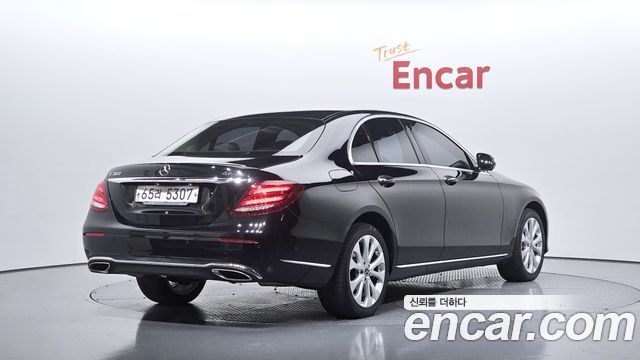 Mercedes-Benz E-Class E300 4MATIC Exclusive Standard — пробег 155 258 км — фото 2 из 5