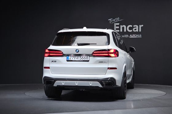 BMW X5 xDrive 40d M Sport Pro — пробег 7 340 км — фото 4 из 5