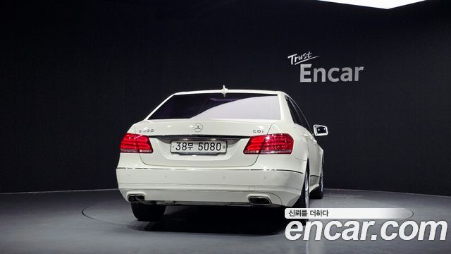 Mercedes-Benz E-Class из Кореи Encar