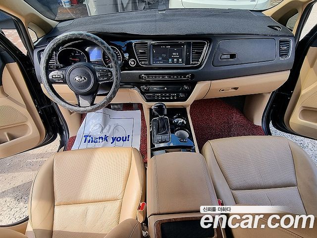 Kia Carnival из Кореи Encar