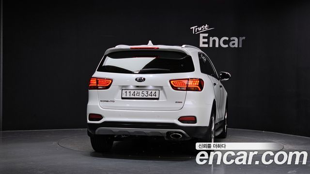 Kia Sorento Gasoline 2.0 Turbo 2WD Master Special — пробег 31 924 км — фото 4 из 5