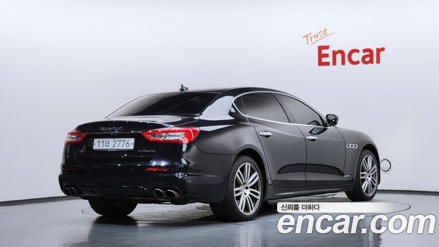 Maserati Quattroporte S Q4 3.0 V6 Gransport — пробег 67 940 км — фото 2 из 5