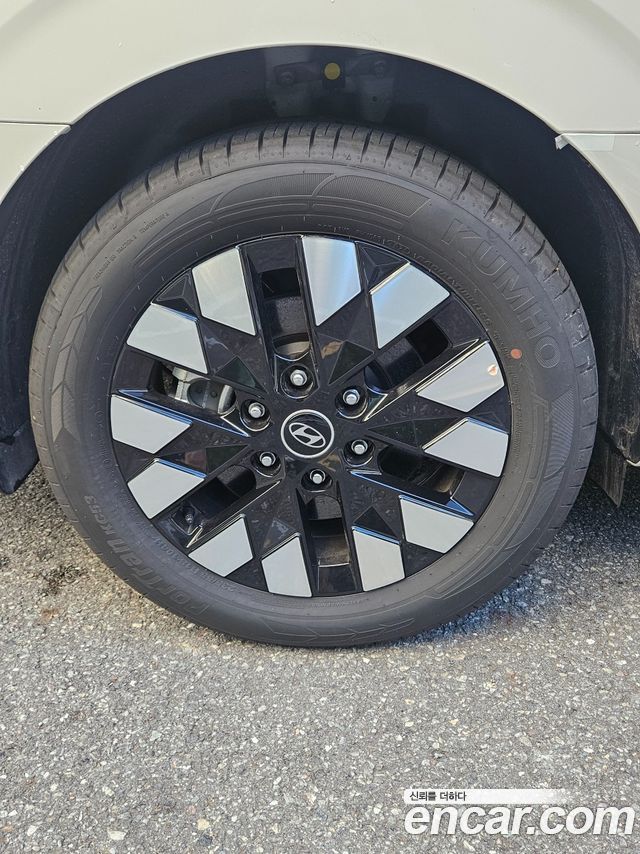 Hyundai Staria из Кореи Encar