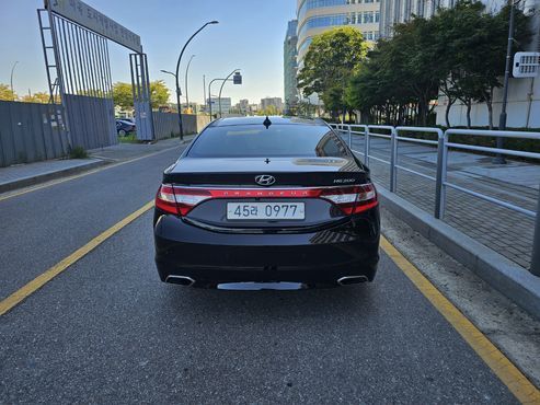 Hyundai Grandeur HG300 Premium — пробег 104 300 км — фото 4 из 5
