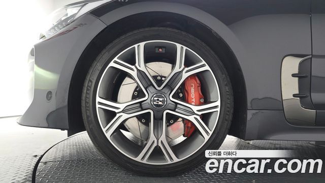 Kia Stinger из Кореи Encar