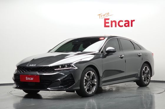 Kia K5 2.0 Signature — пробег 49 830 км — фото 1 из 5