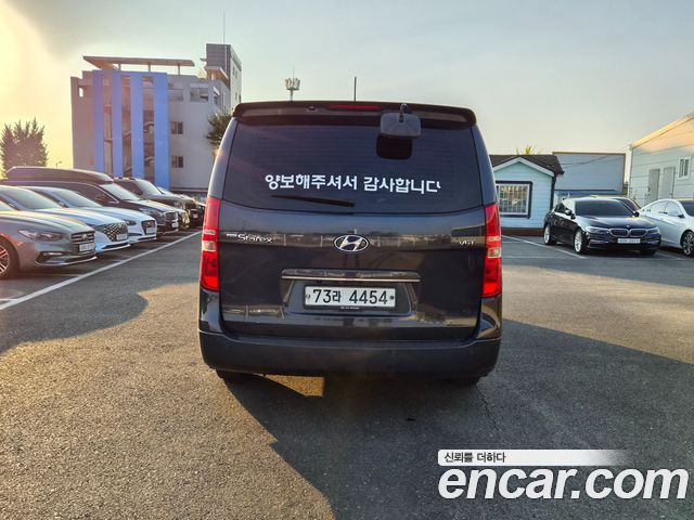 Hyundai Starex 12-Seater Wagon Modern — пробег 184 700 км — фото 4 из 5