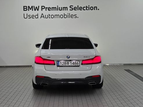 BMW 5-Series 530i xDrive M Sport Package — пробег 37 500 км — фото 4 из 5