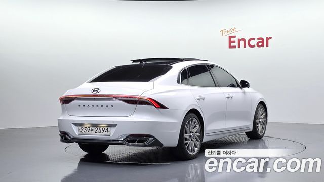 Hyundai Grandeur из Кореи Encar