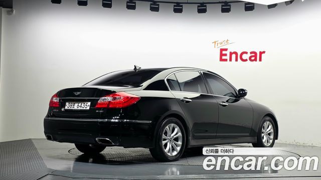 Hyundai Genesis из Кореи Encar
