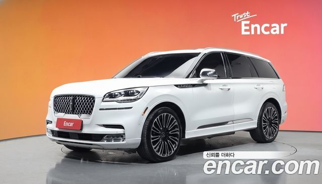 Lincoln Aviator 3.0 Black Label AWD — пробег 76 561 км — фото 1 из 5