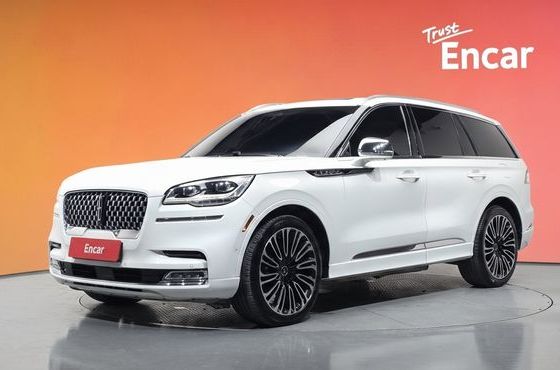 Lincoln Aviator 3.0 Black Label AWD — пробег 76 561 км — фото 1 из 5