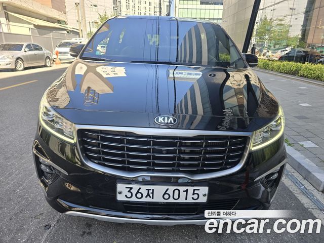 Kia Carnival 7-Seater Limousine President — пробег 141 724 км — фото 3 из 5