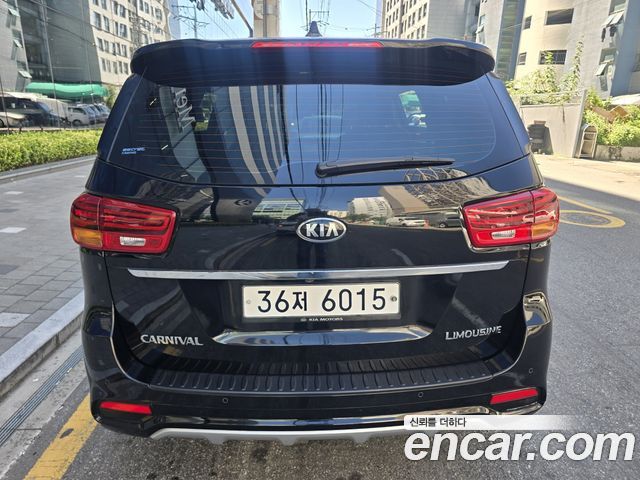 Kia Carnival 7-Seater Limousine President — пробег 141 724 км — фото 4 из 5