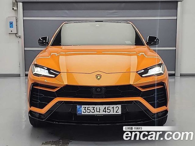 Lamborghini Urus из Кореи Encar
